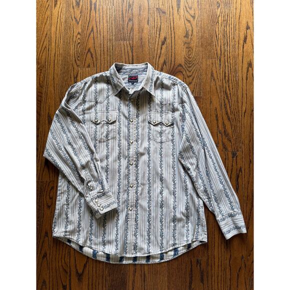 Vintage ROPER Embroidered Blue Pearl Snap Country Western Rodeo Ranch Cowboy - Picture 8 of 9